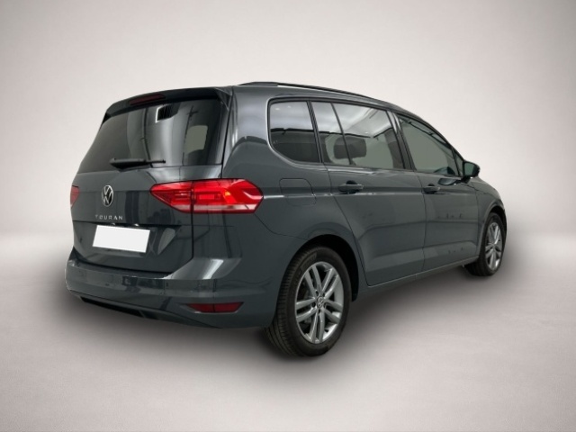 Volkswagen Touran (12/2025, Benzin)