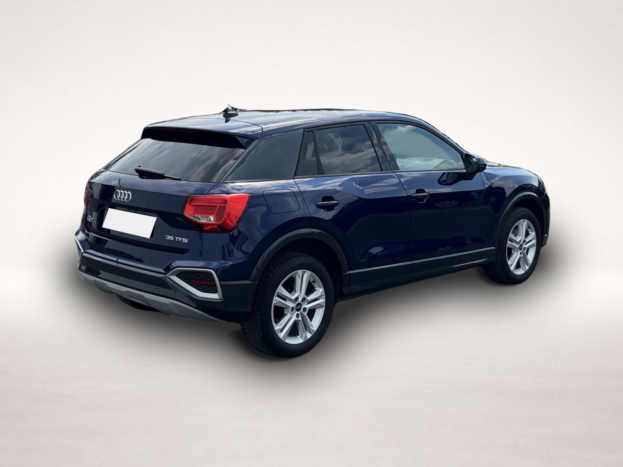 Audi Q2 (05/2024, Benzin)