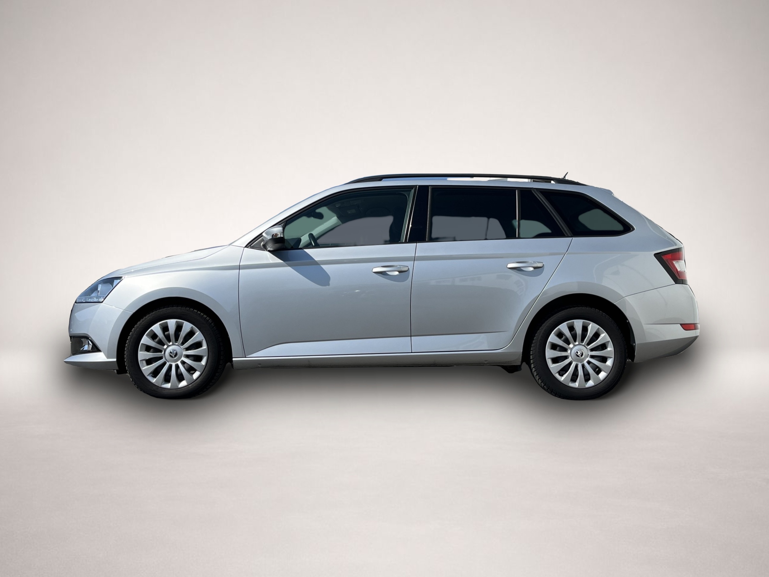 Skoda Fabia (06/2022, Benzin)