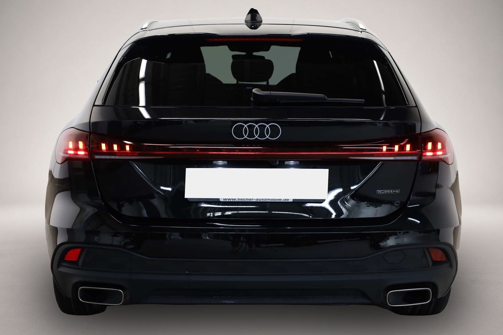 Audi quattro (08/2025, Benzin)