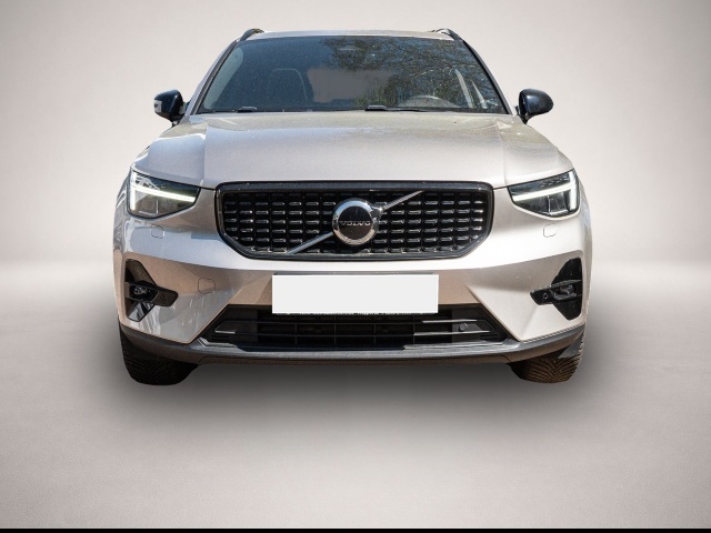 Volvo XC40 (12/2023, Benzin)