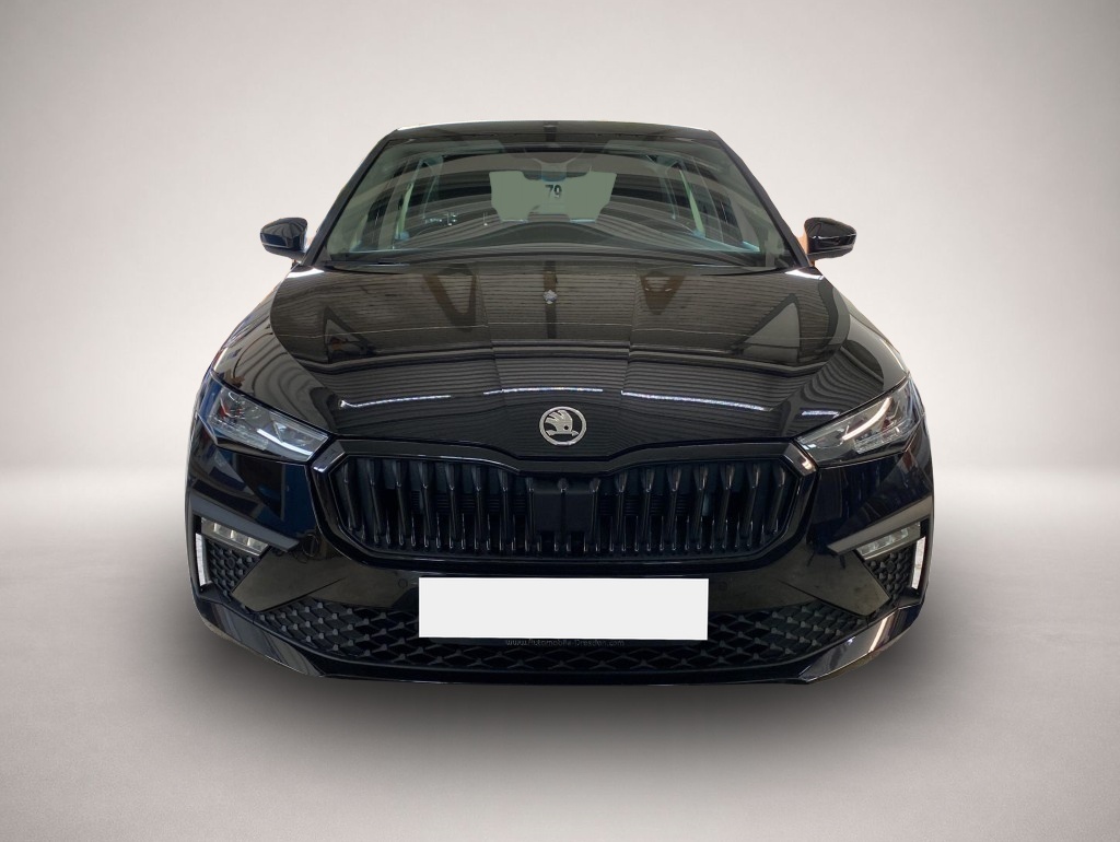 Skoda Scala (04/2025, Benzin)