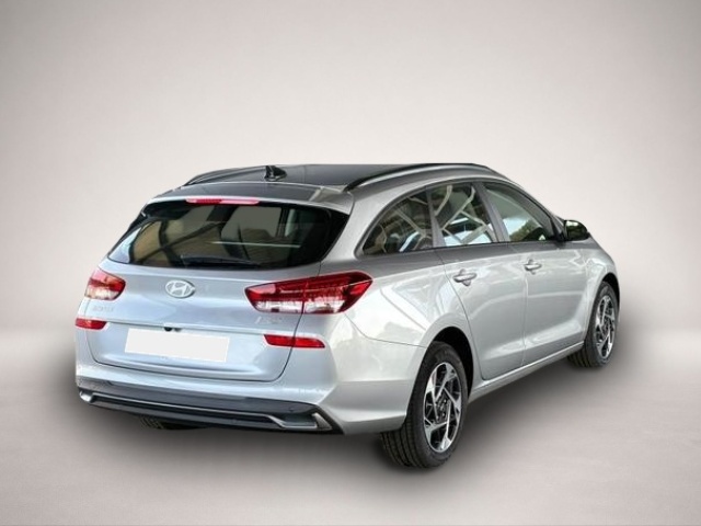 Hyundai i30 (04/2025, Benzin)