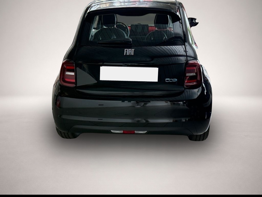 Fiat 500e (09/2025, ELECTRIC)