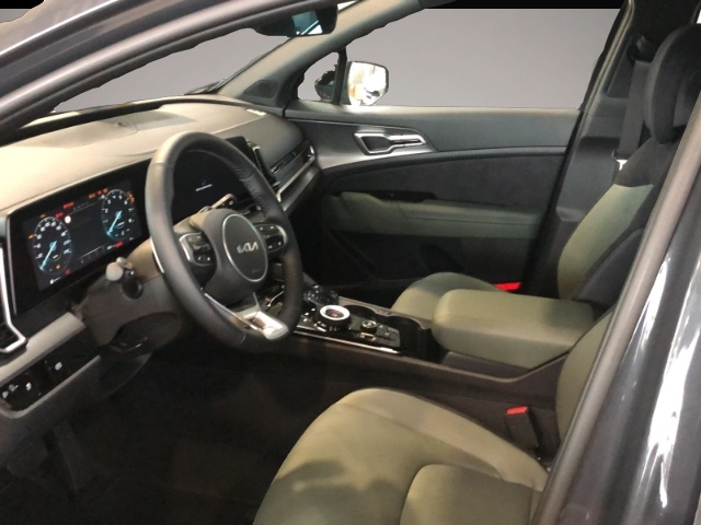 KIA Sportage (11/2023, Benzin)