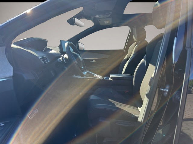 Peugeot 3008 (01/2023, Benzin)