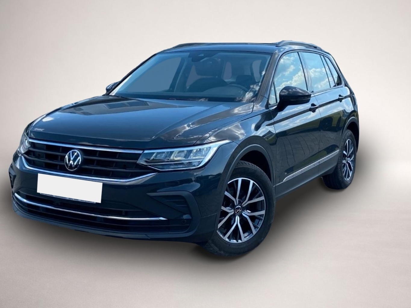 Volkswagen Tiguan (10/2022, )