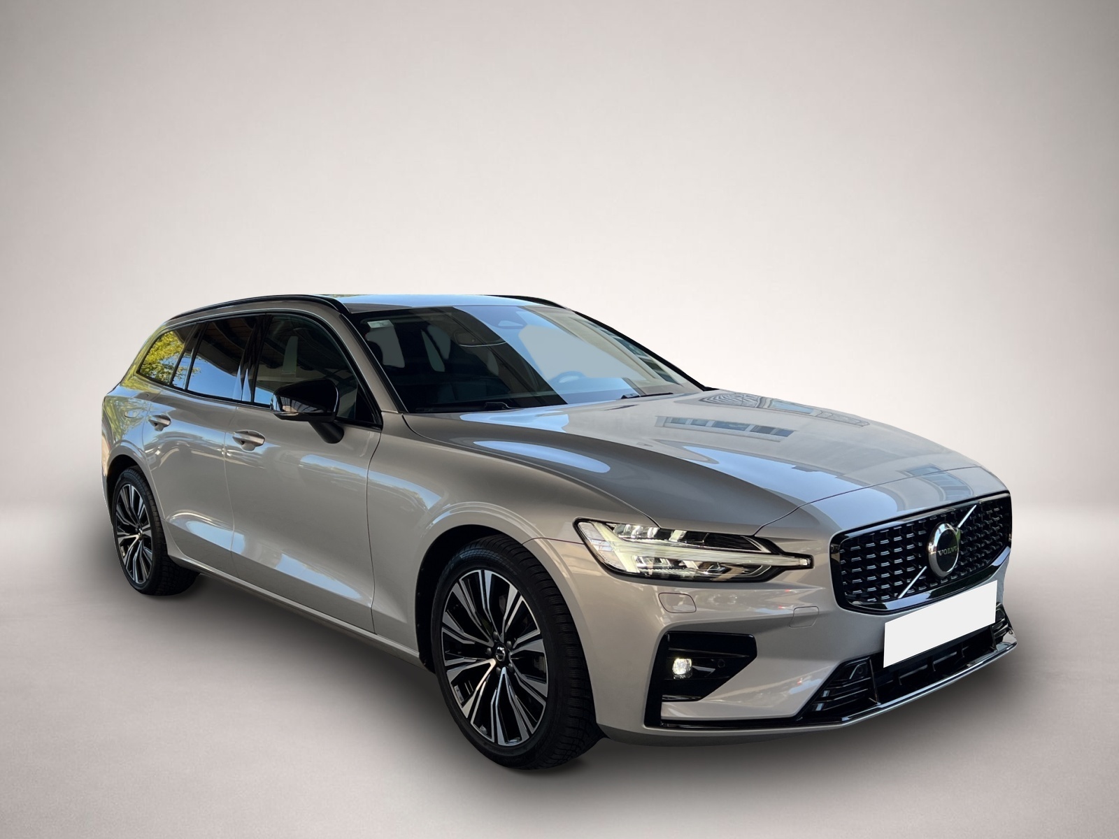 Volvo V60 (04/2024, Benzin)