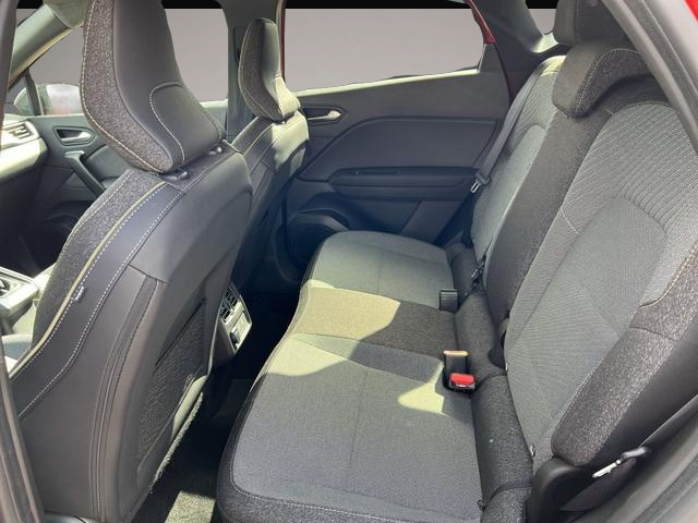 Renault Captur (06/2025, Benzin)