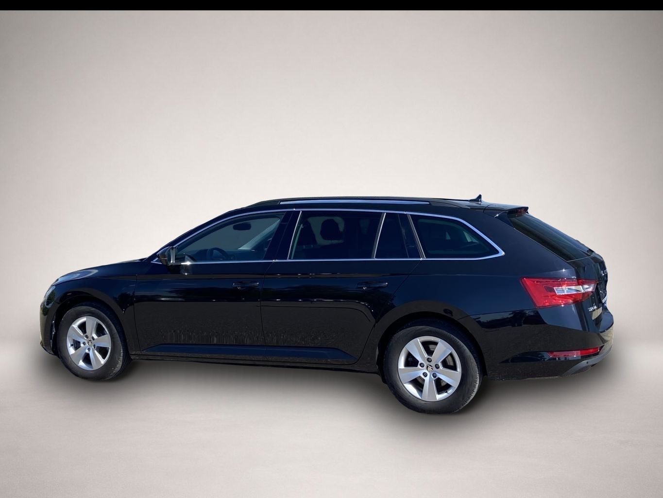 Skoda Superb (03/2024, )