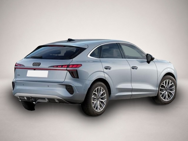 Audi Q3 (, Benzin)