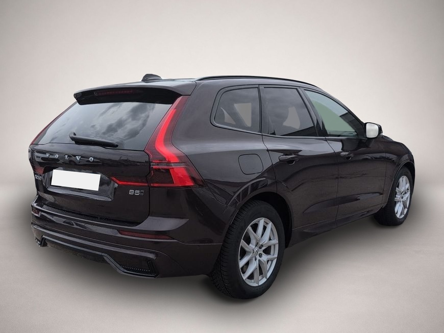 Volvo XC60 (12/2025, Benzin)