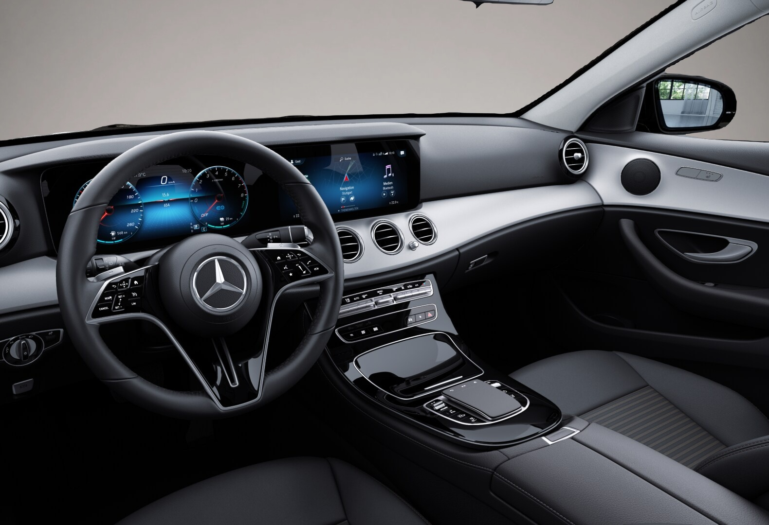 Mercedes-Benz E 300 (04/2022, Hybrid (Benzin/Elektro))