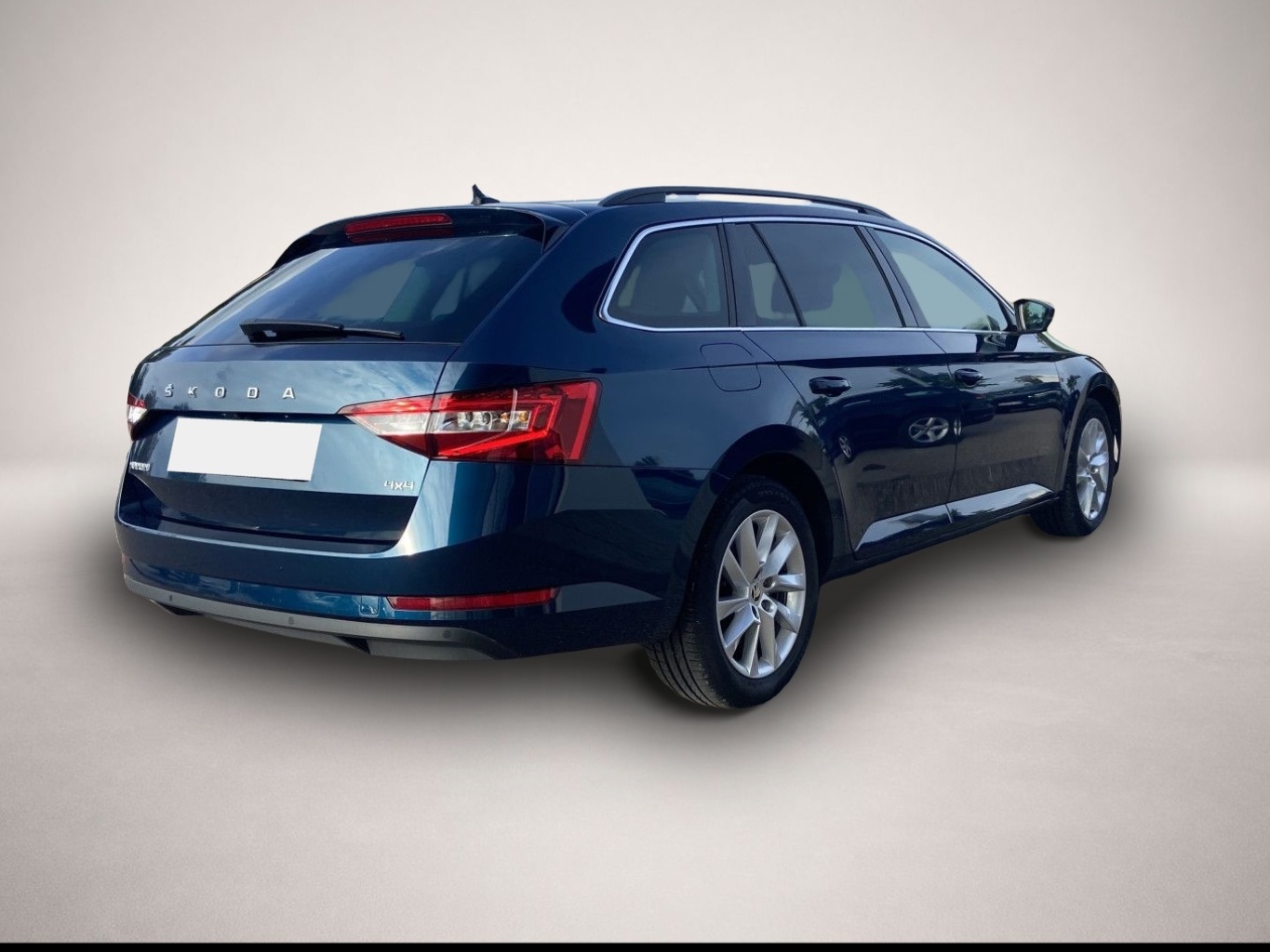 Skoda Superb (06/2022, )
