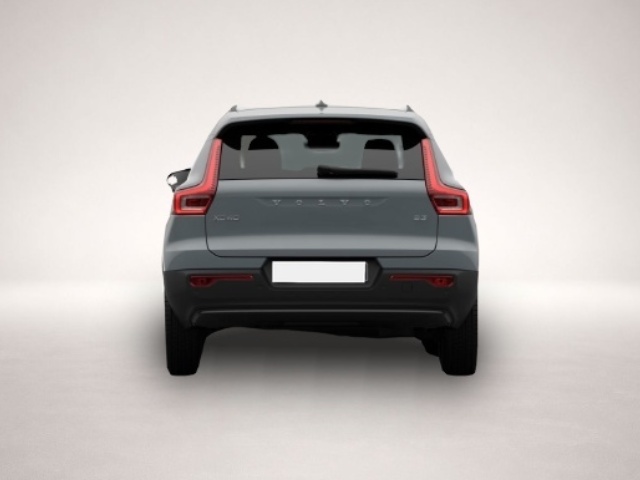 Volvo XC40 (05/2026, Benzin)