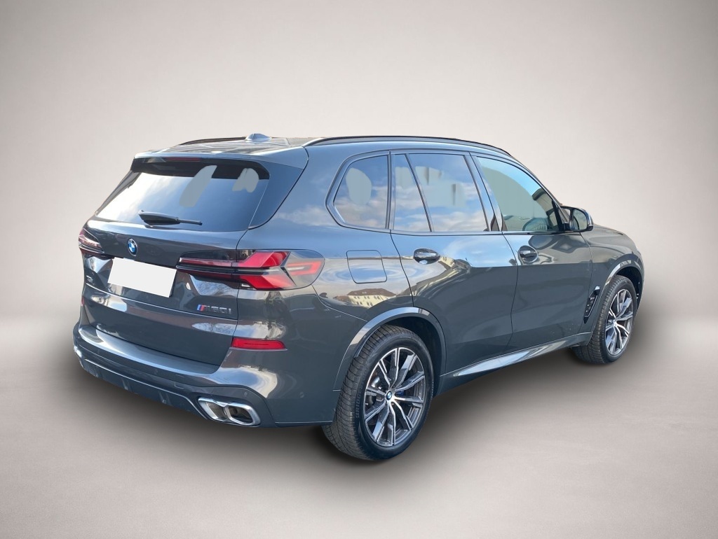 BMW X5 M60 (12/2024, Benzin)