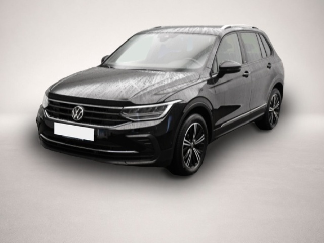 Volkswagen Tiguan (10/2021, )