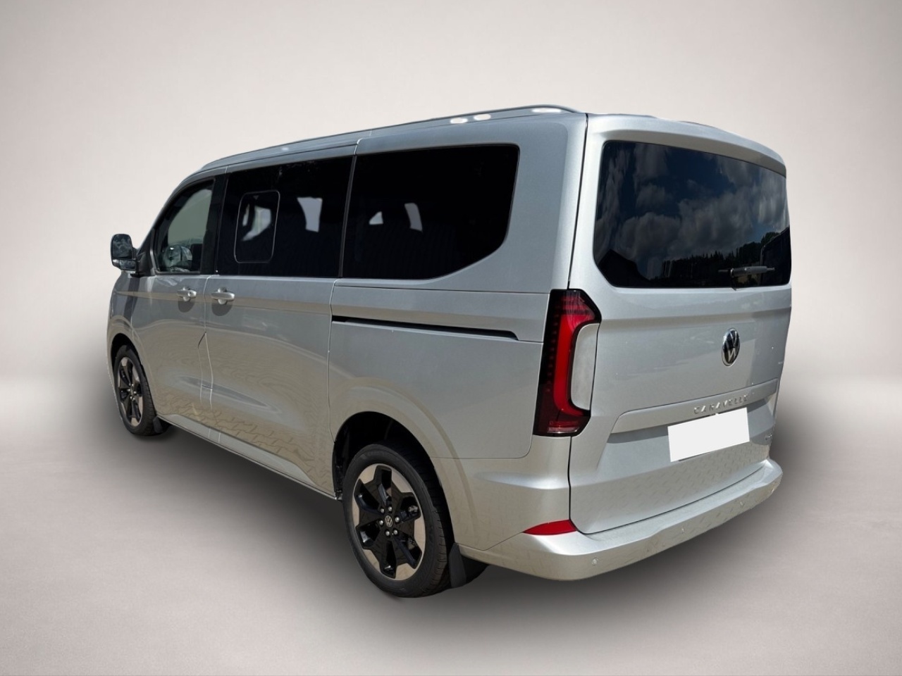 Volkswagen T7 Caravelle, Bild 4 von 6