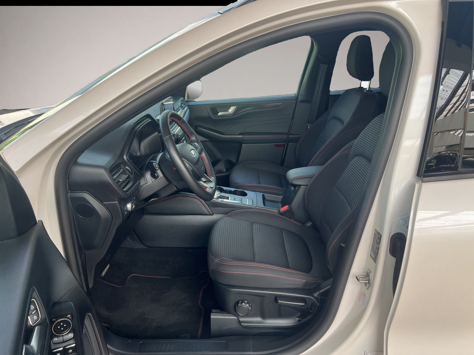 Ford Kuga (08/2022, )