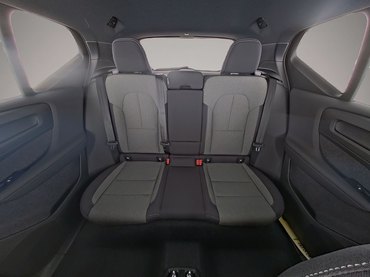 Volvo XC40 (07/2025, Benzin)