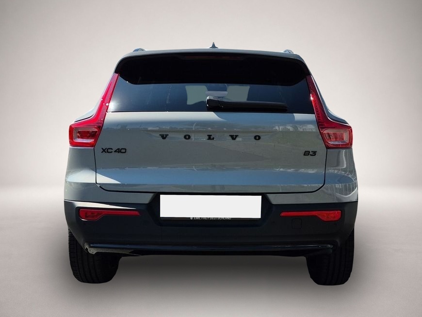 Volvo XC40 (07/2025, Benzin)