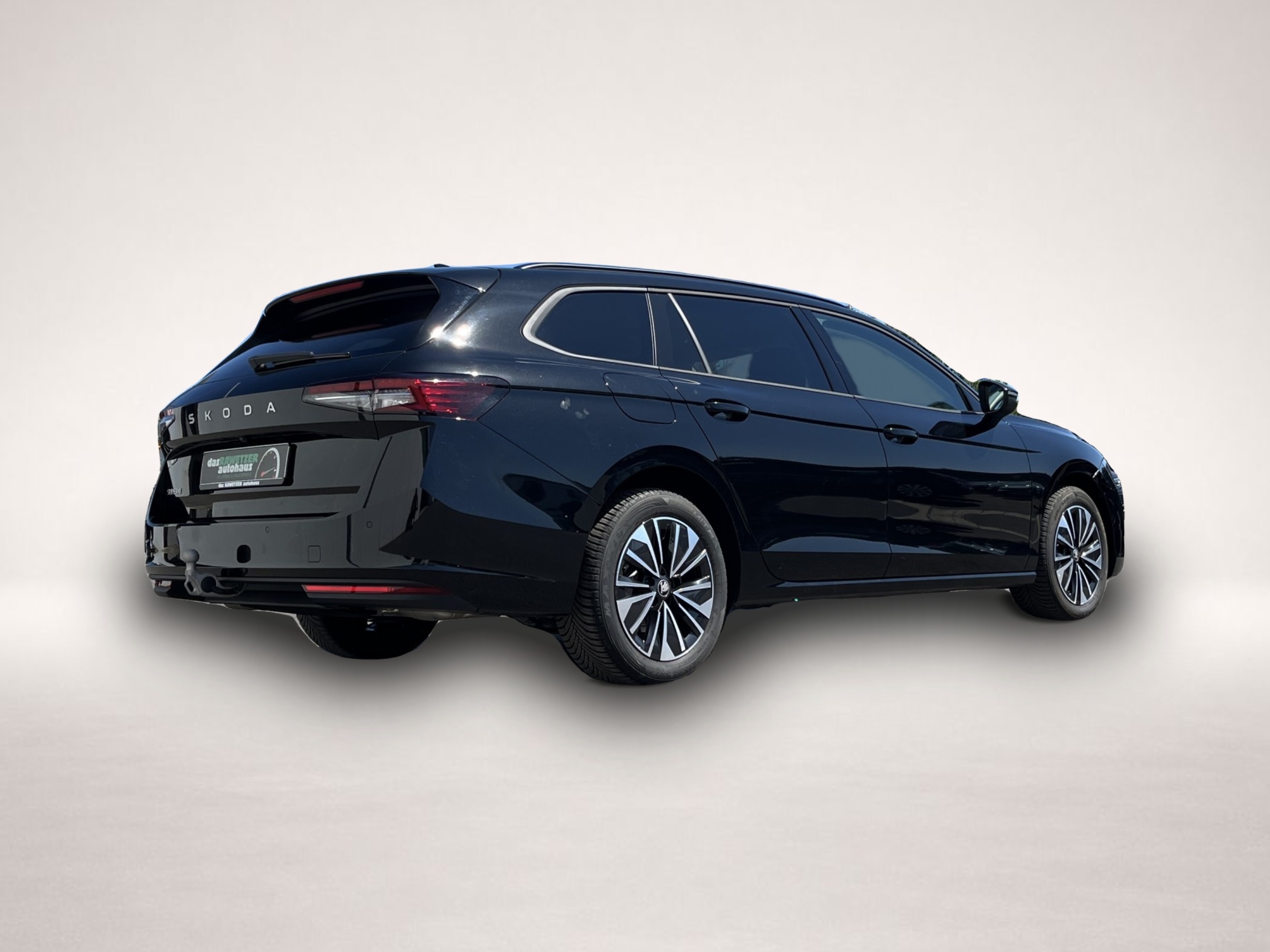 Skoda Superb (09/2025, Benzin)