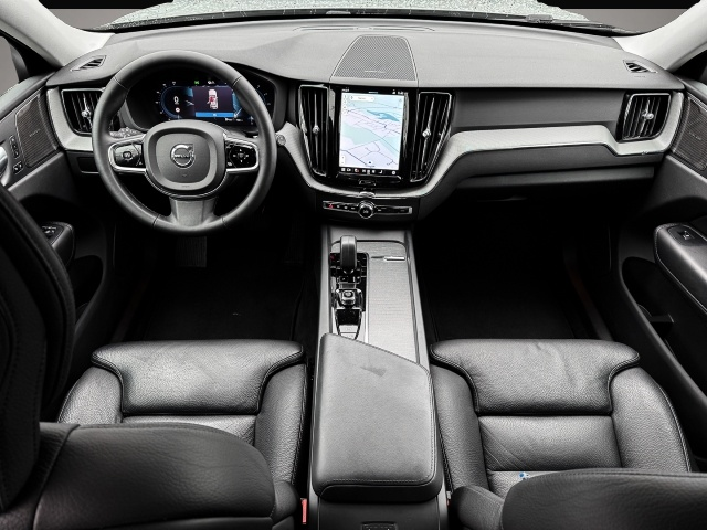 Volvo XC60 (11/2023, Diesel)