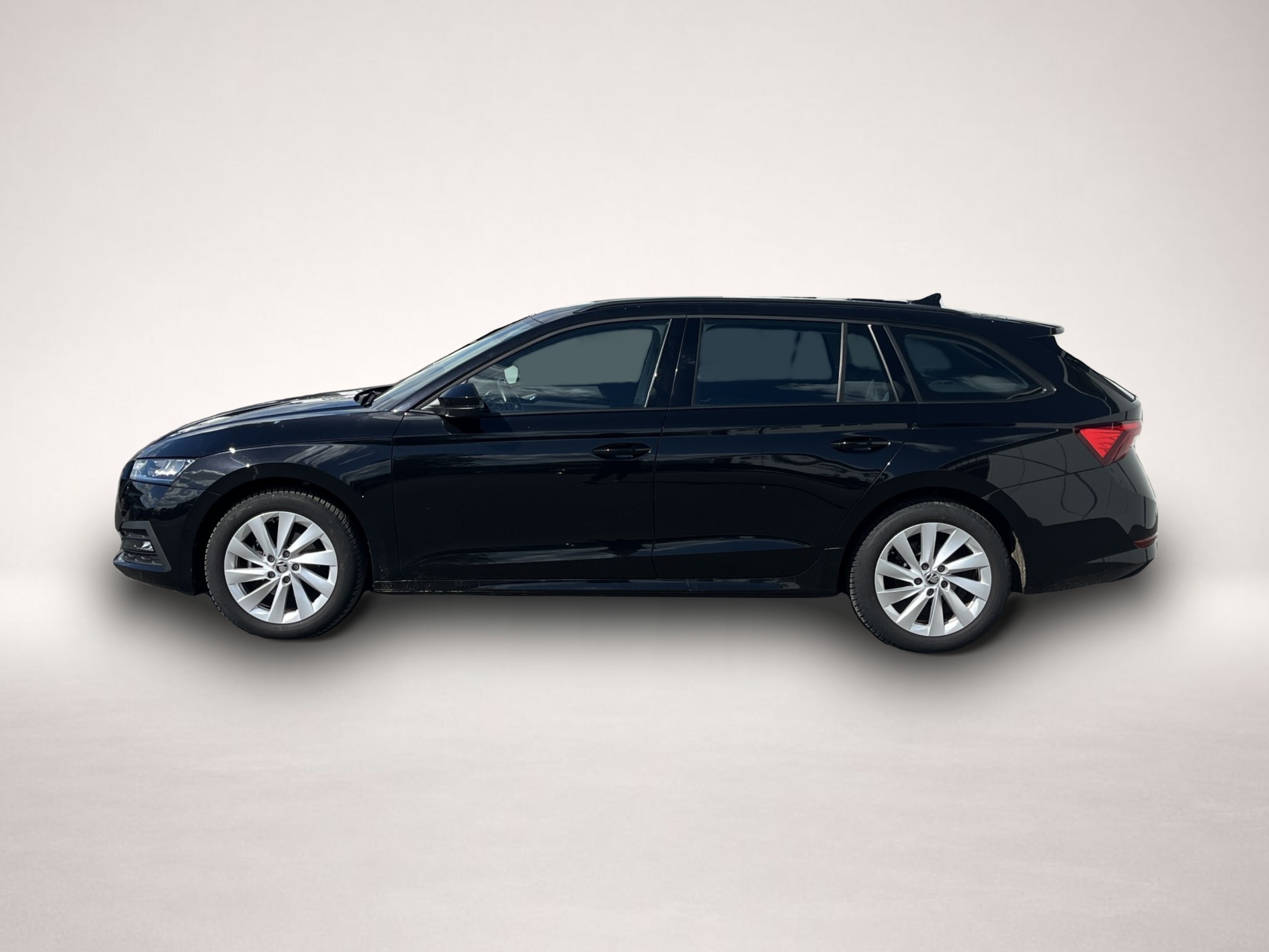 Skoda Octavia (04/2024, Benzin)
