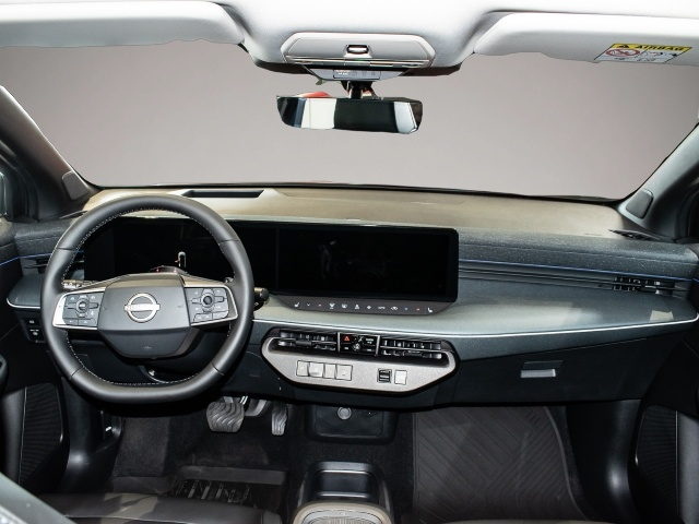Nissan Leaf, image 6 of 7