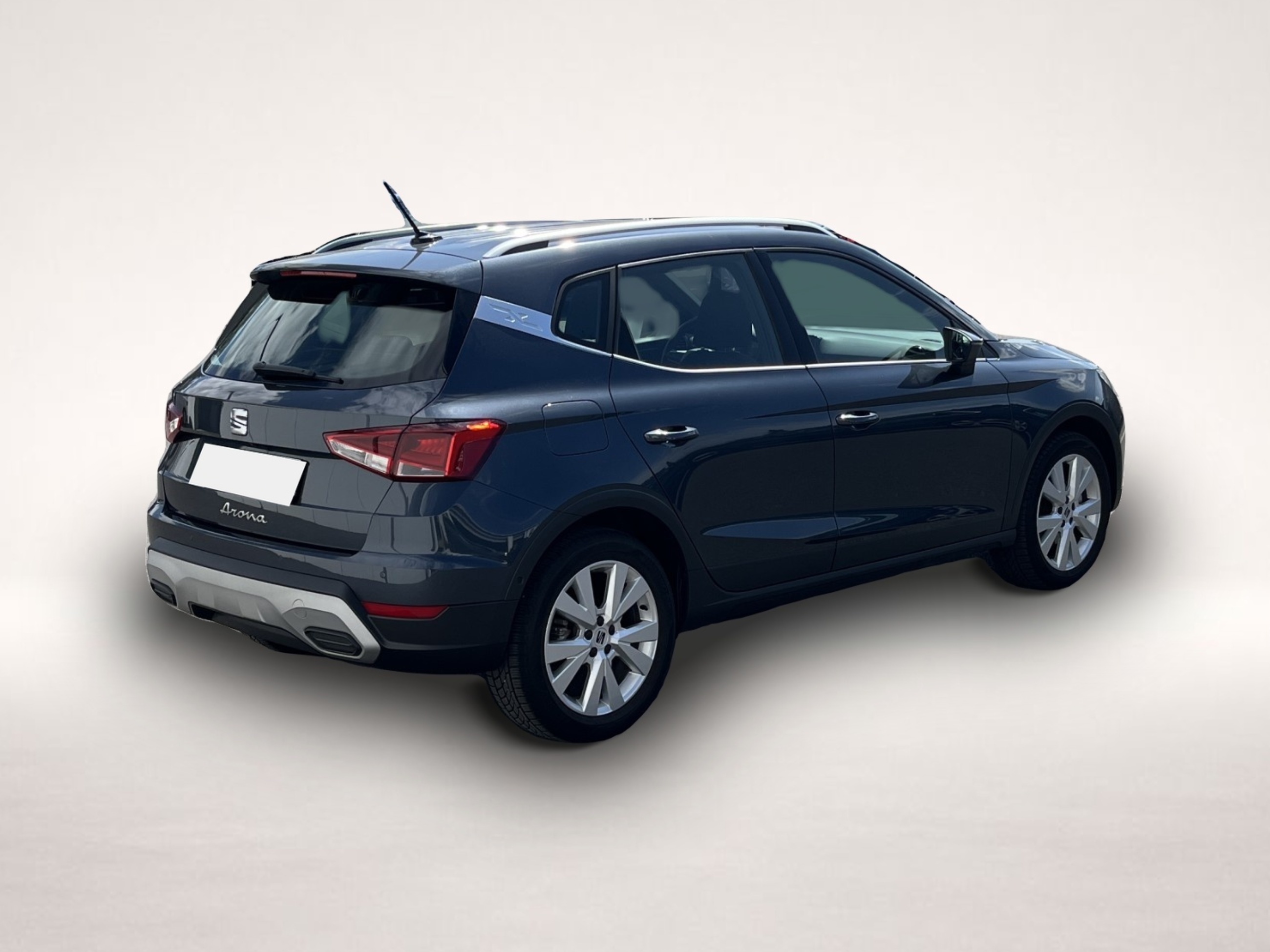Seat Arona (05/2023, Benzin)