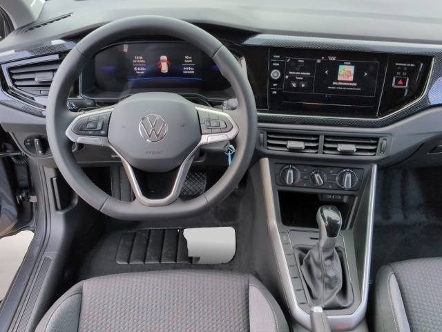 Volkswagen Polo, image 4 of 6