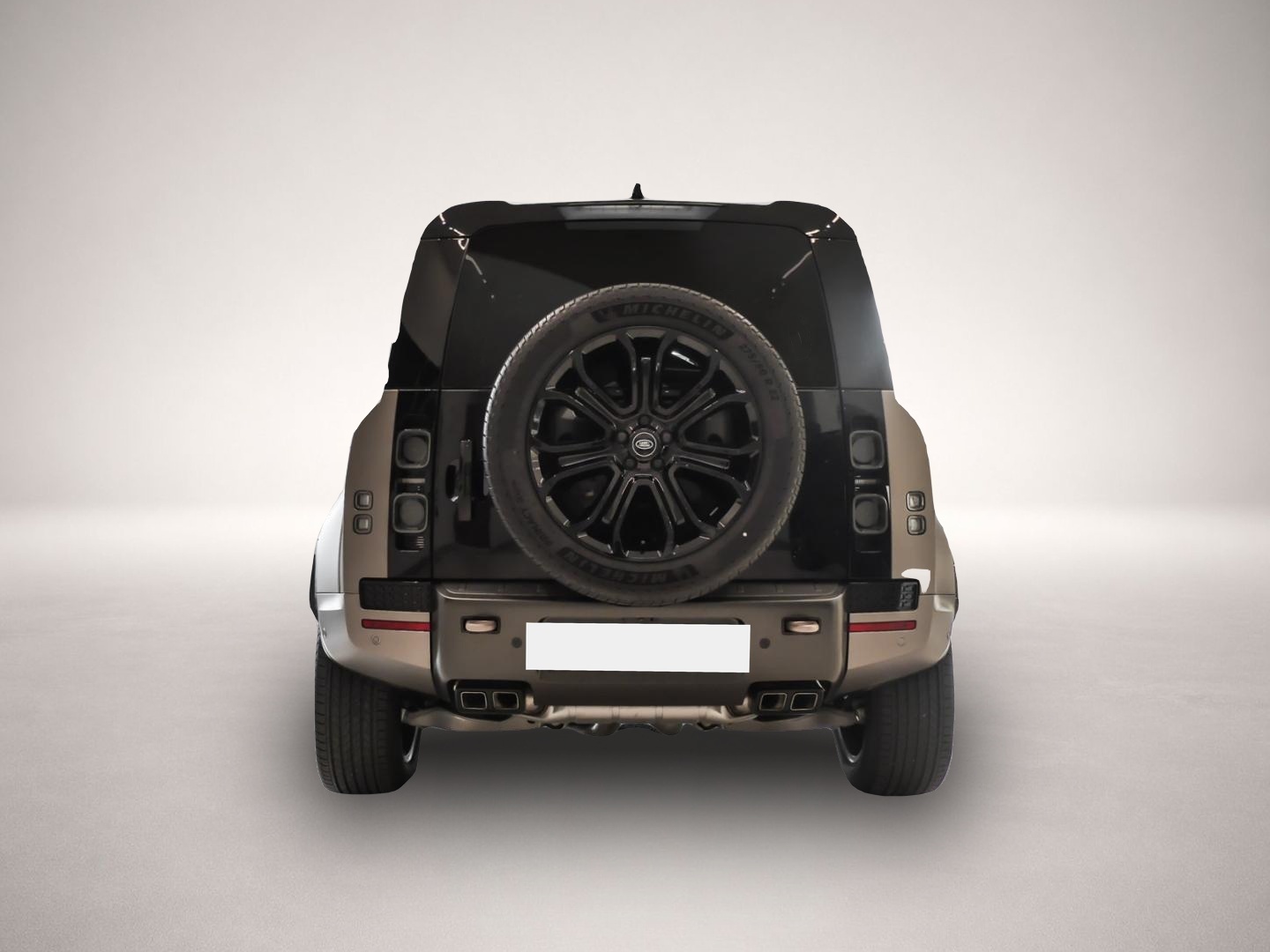 Land-Rover Defender (02/2026, Benzin)