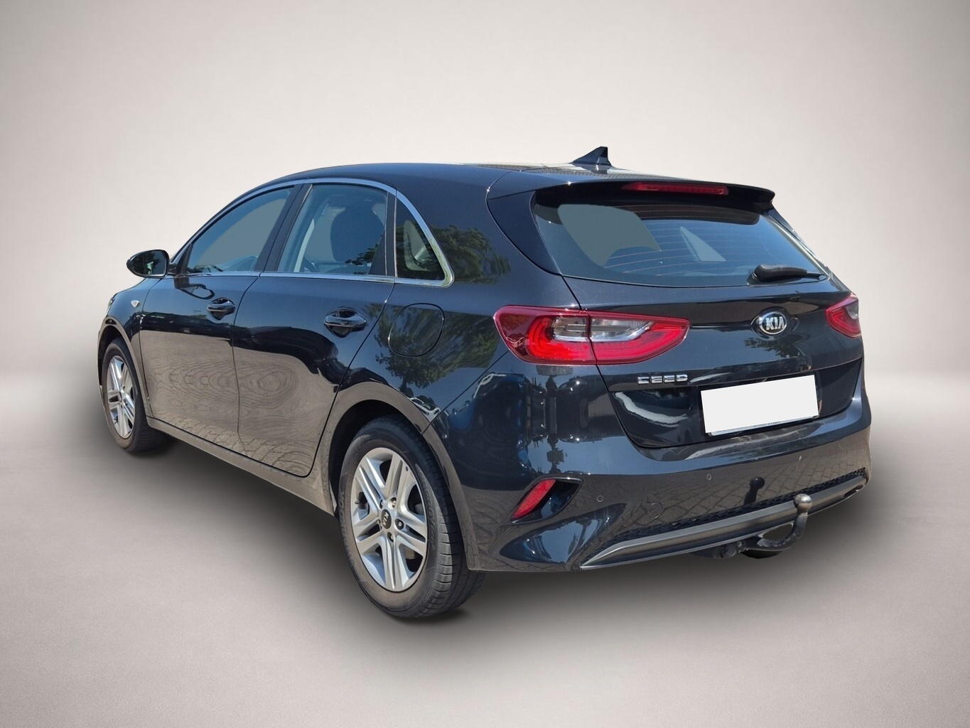 KIA cee'd / Ceed (02/2021, Benzin)