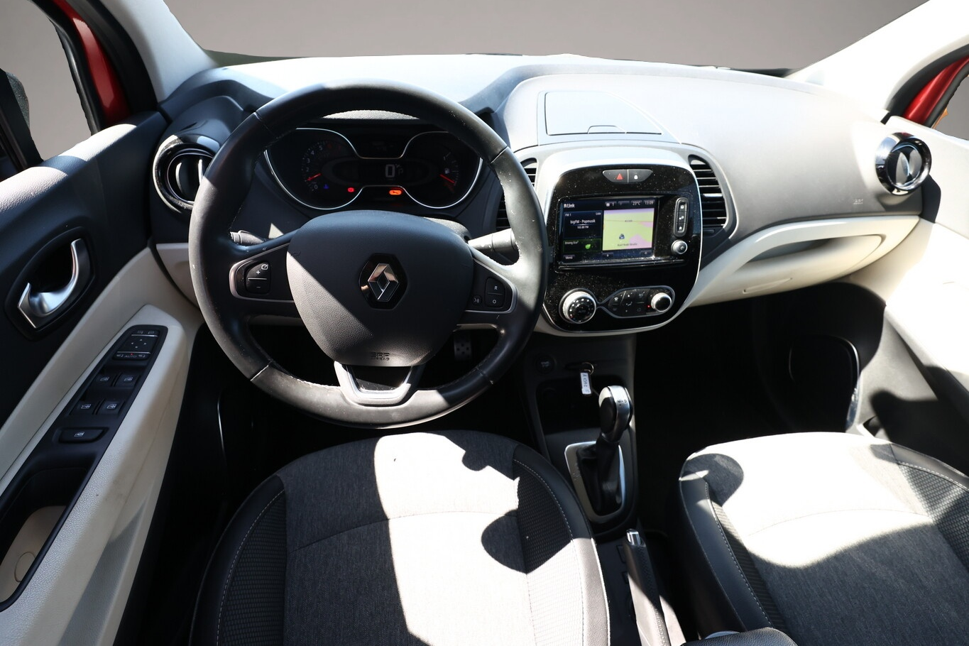 Renault Captur (02/2020, Benzin)
