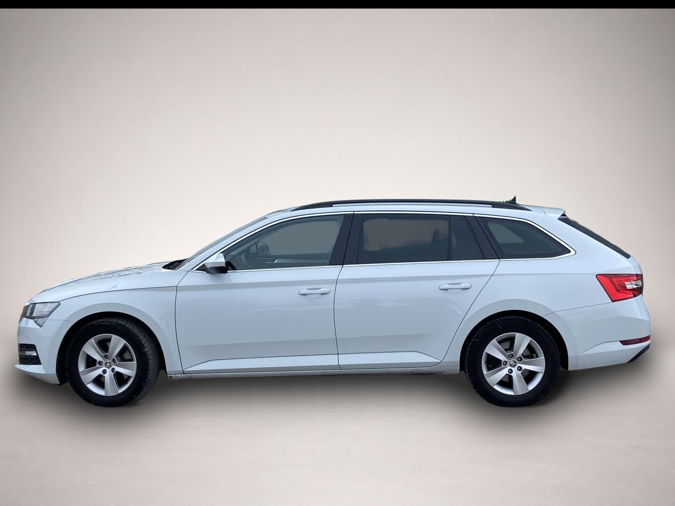 Skoda Superb (11/2021, )