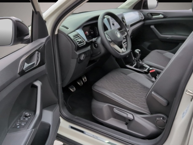 Volkswagen T-Cross (02/2025, Benzin)