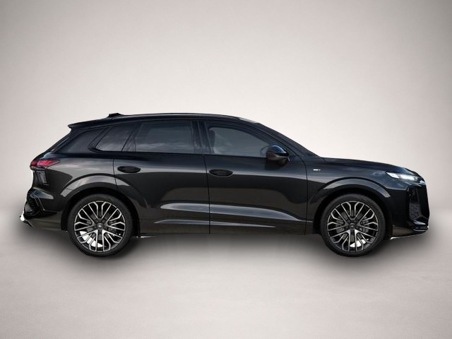 Audi Q3 (, Benzin)