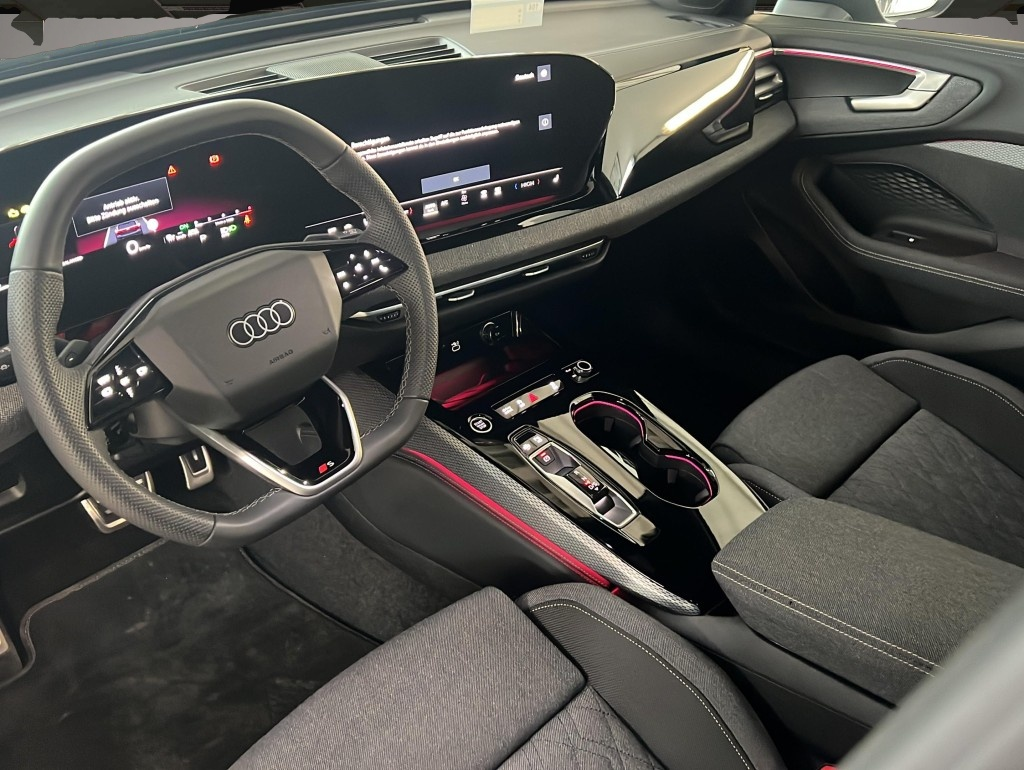 Audi A5 (01/2025, Benzin)