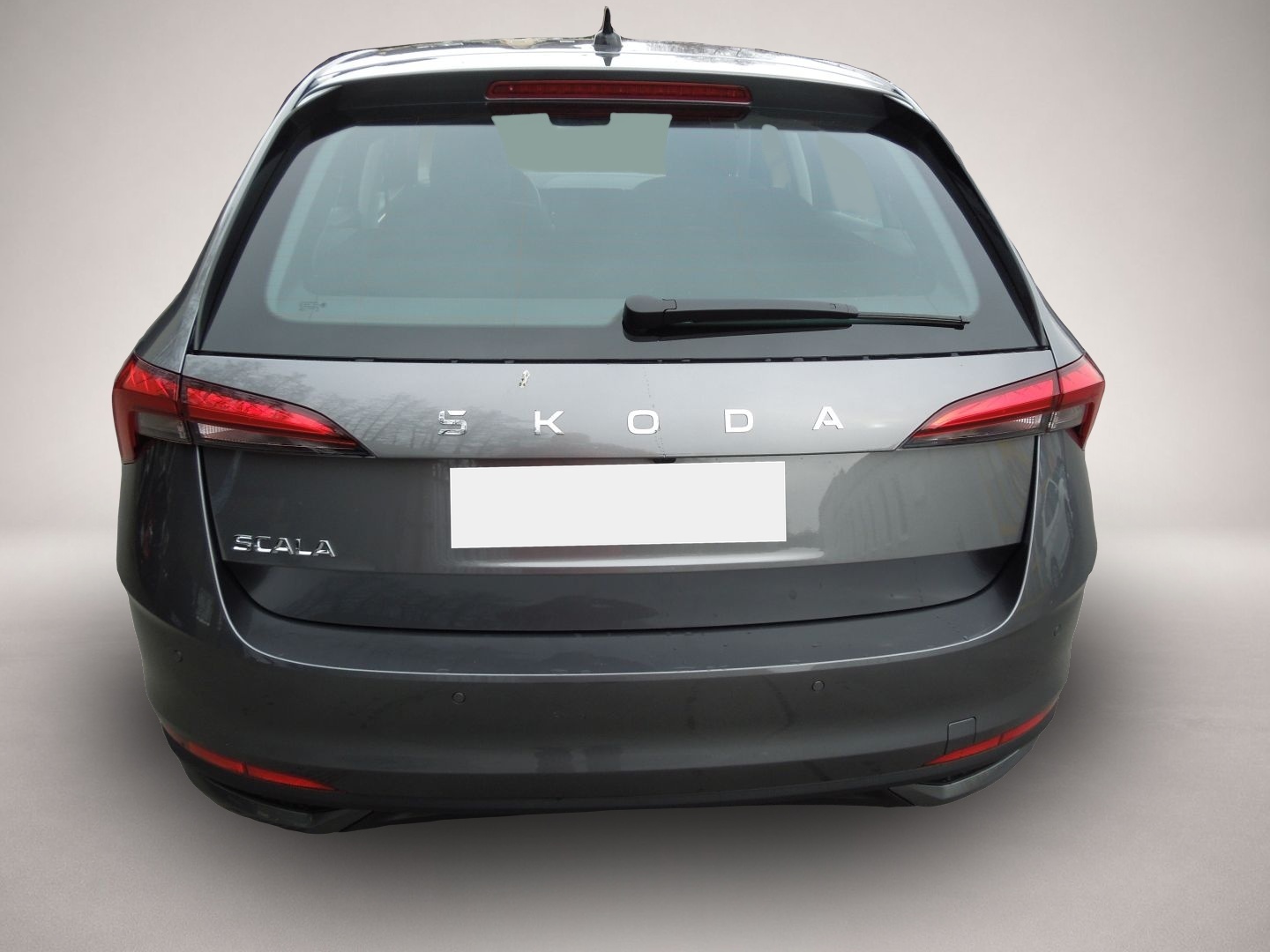 Skoda Scala (, Benzin)
