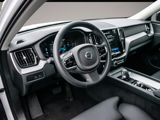 Volvo XC60 (05/2024, Hybrid (Benzin/Elektro))