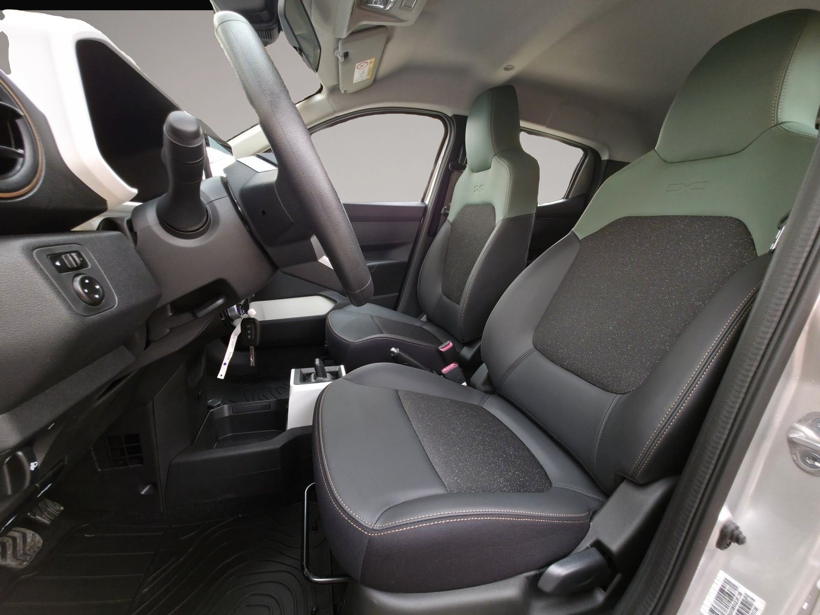 Dacia Spring (06/2026, ELECTRIC)