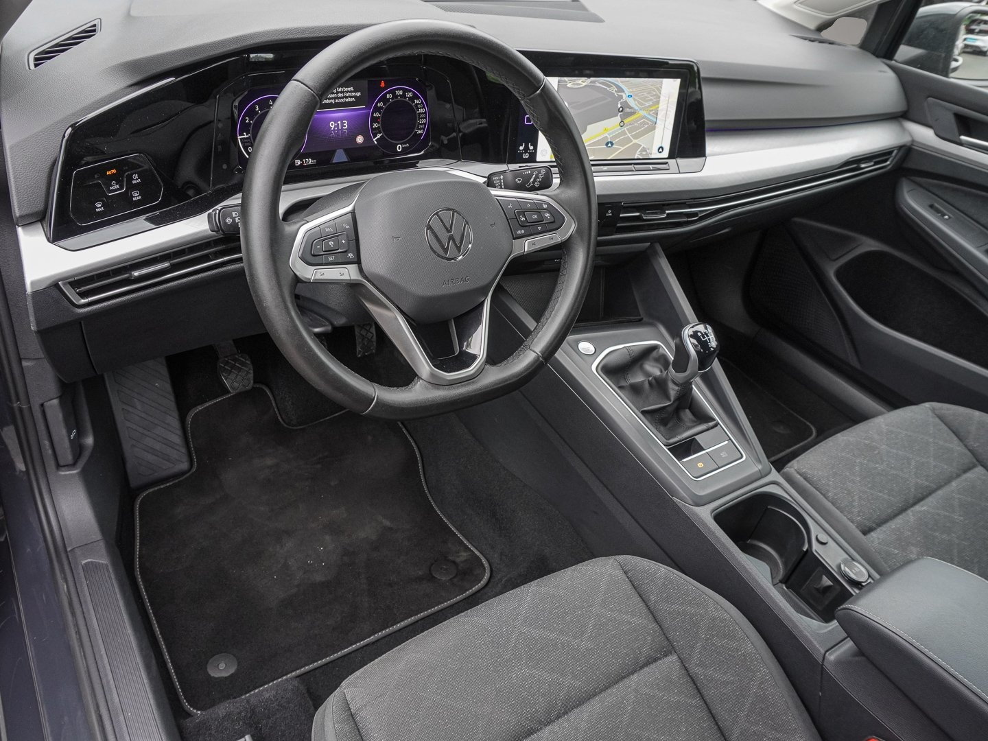 Volkswagen Golf (06/2024, Benzin)