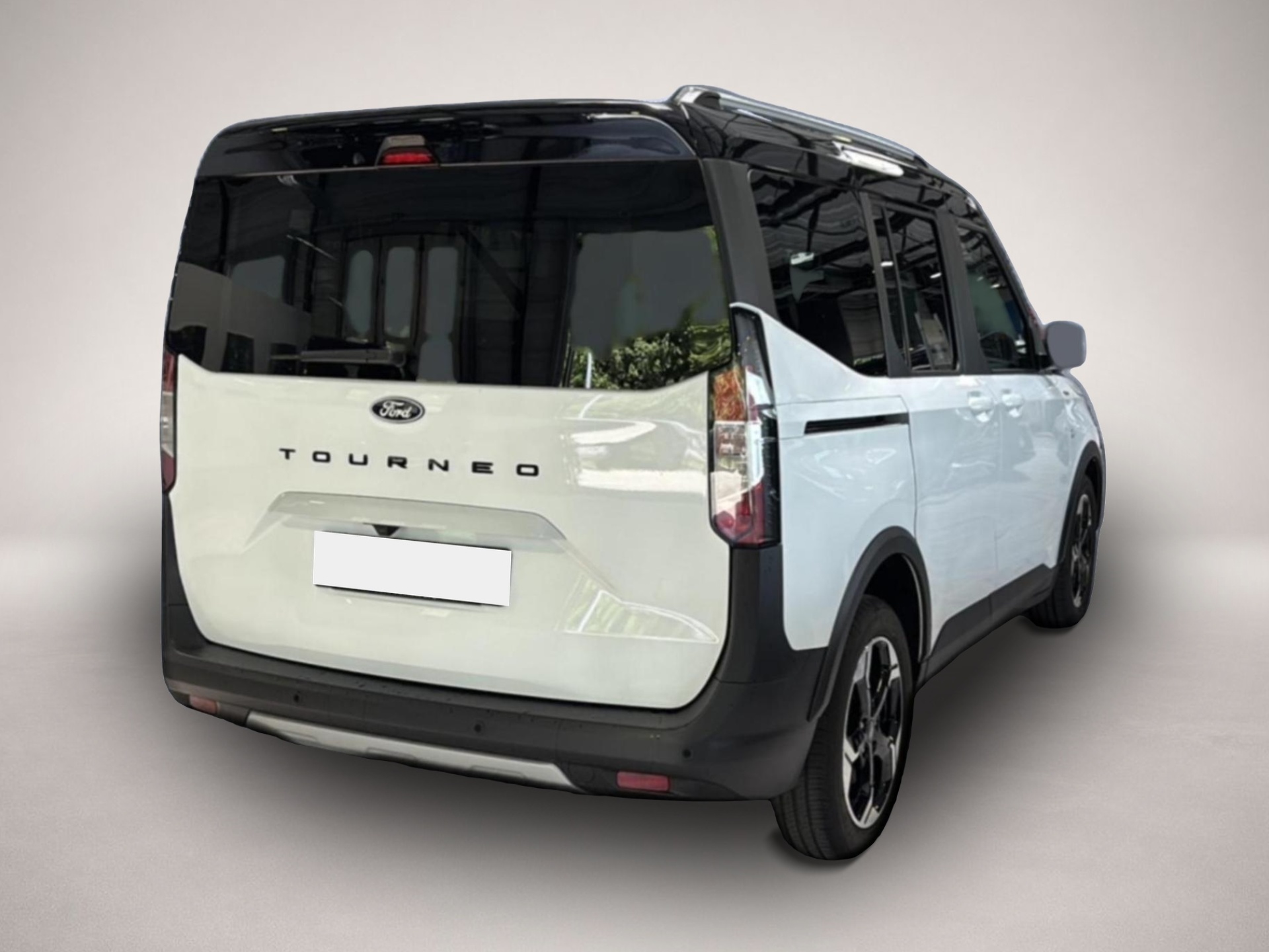 Ford Tourneo Courier (07/2025, Benzin)
