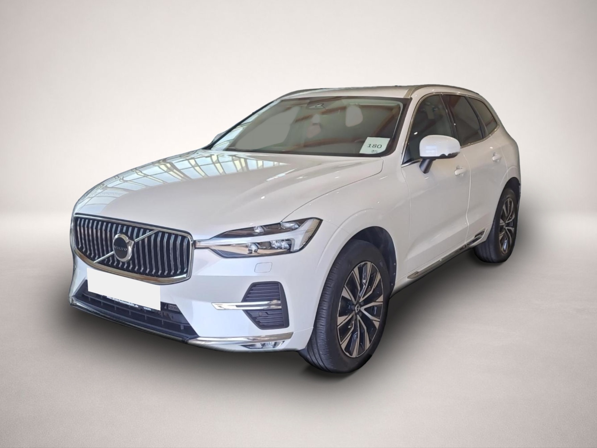 Volvo XC60 (04/2023, Benzin)