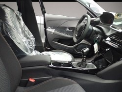 Peugeot 208 (06/2026, Benzin)