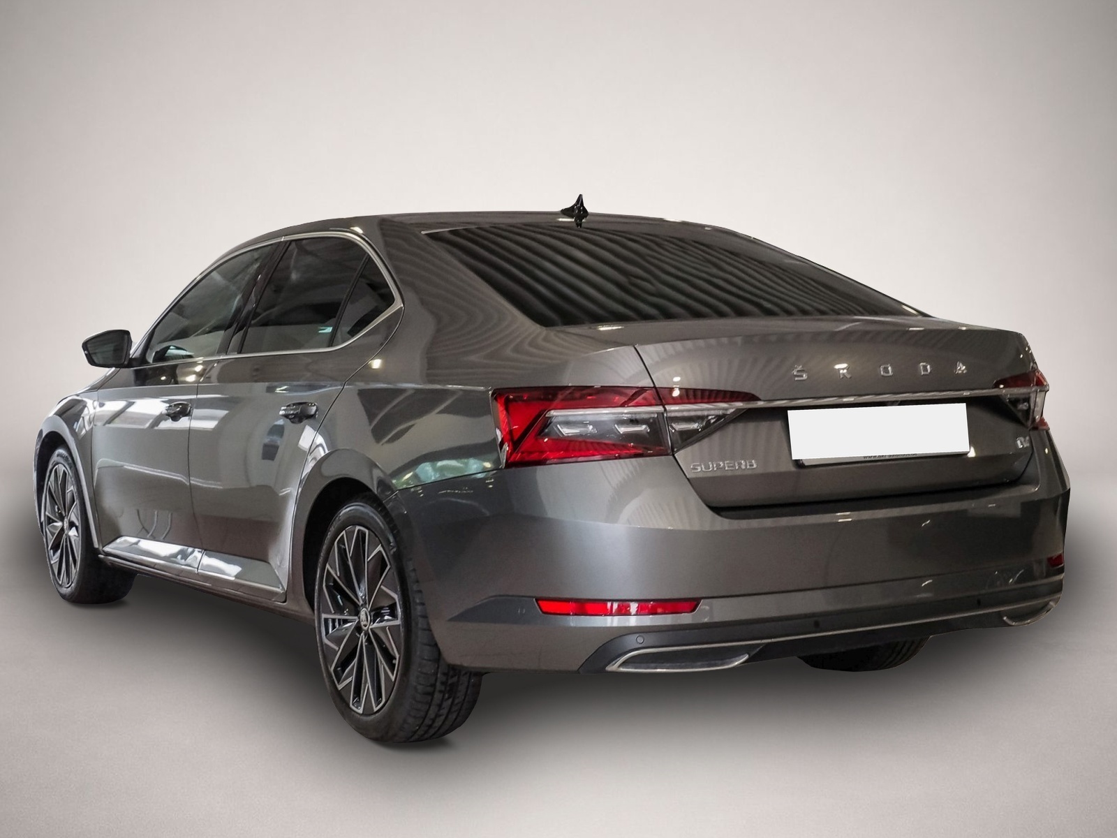 Skoda Superb (12/2022, Benzin)