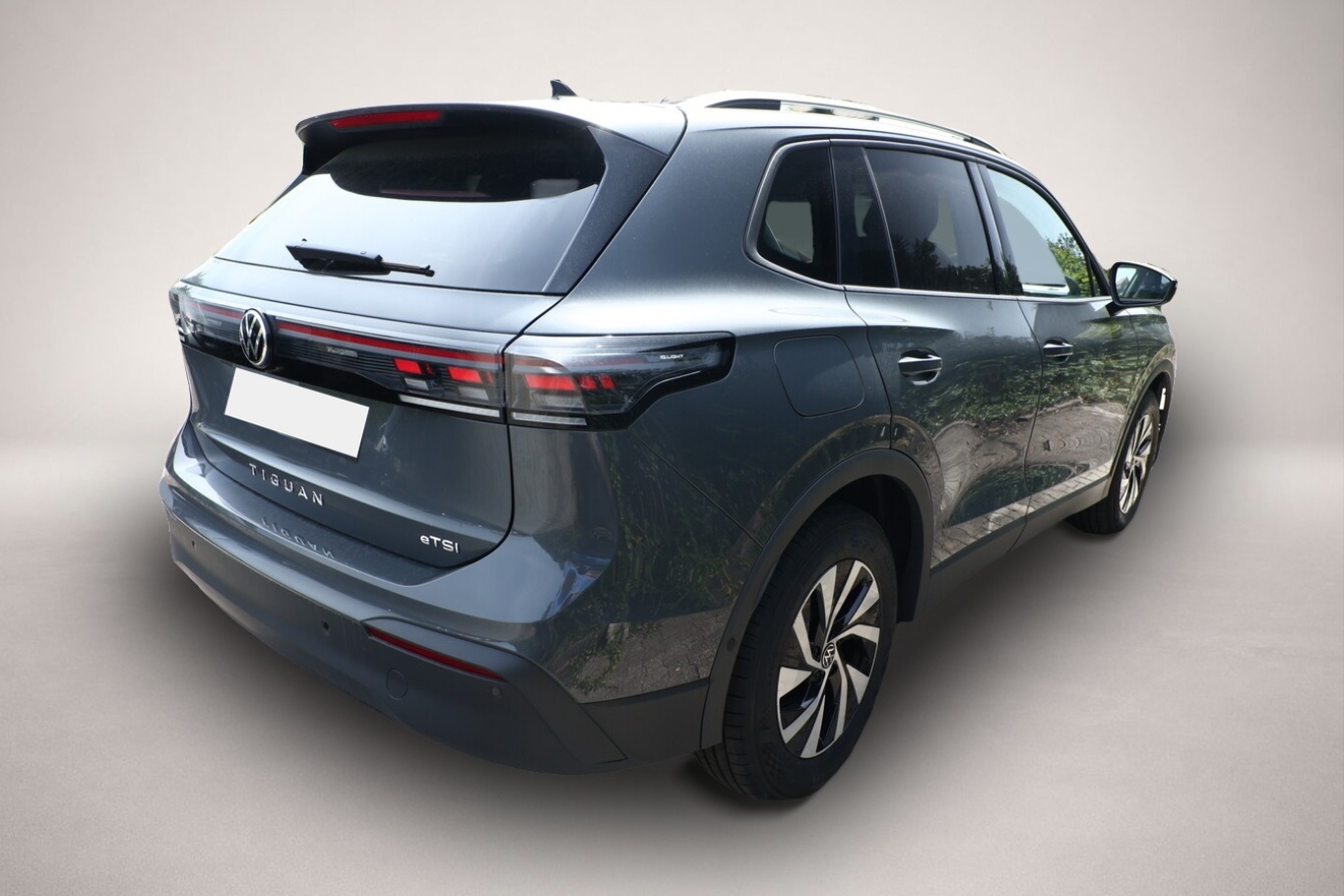 Volkswagen Tiguan (07/2026, Benzin)