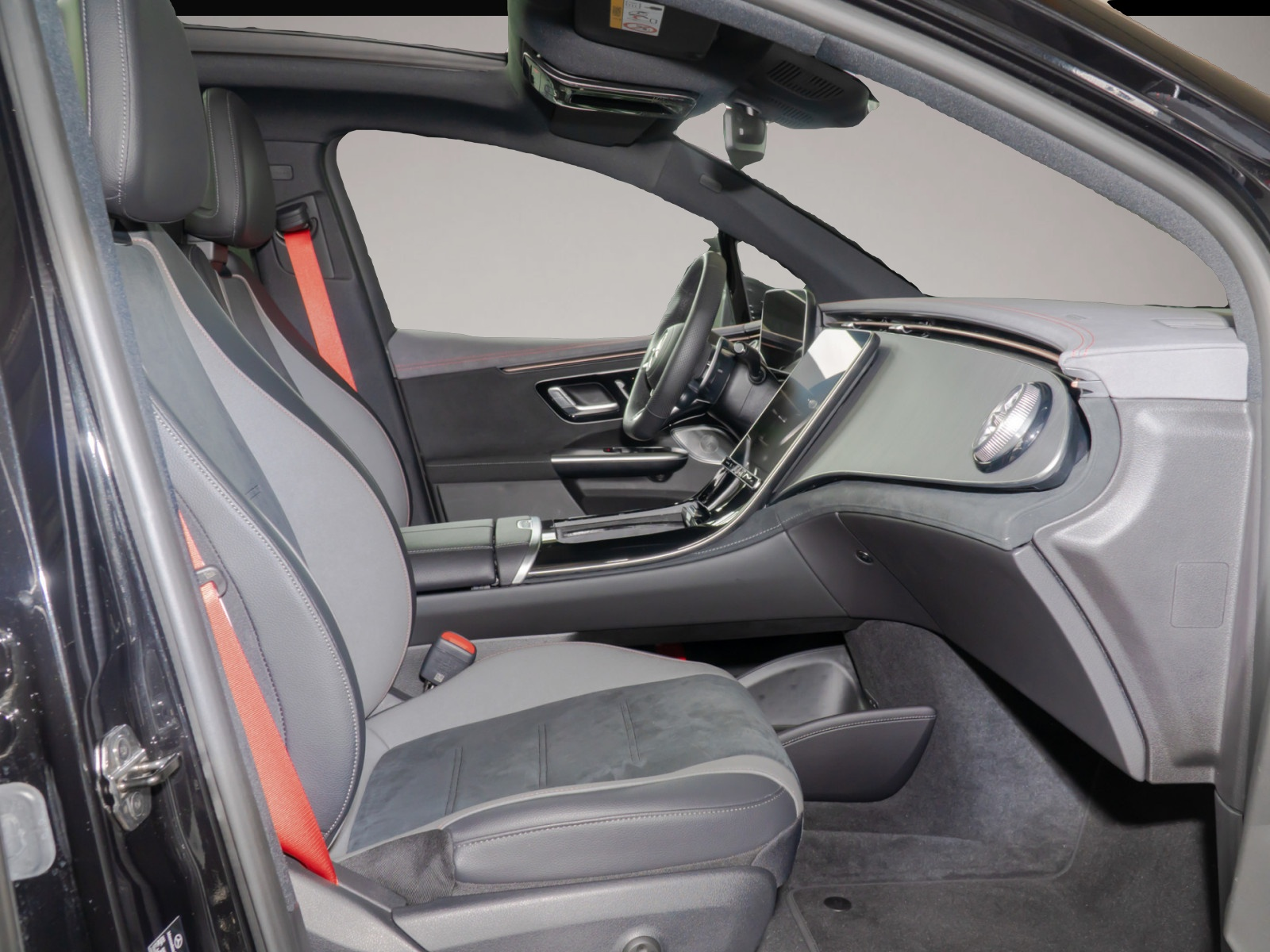 Mercedes-Benz EQE (09/2023, ELECTRIC)