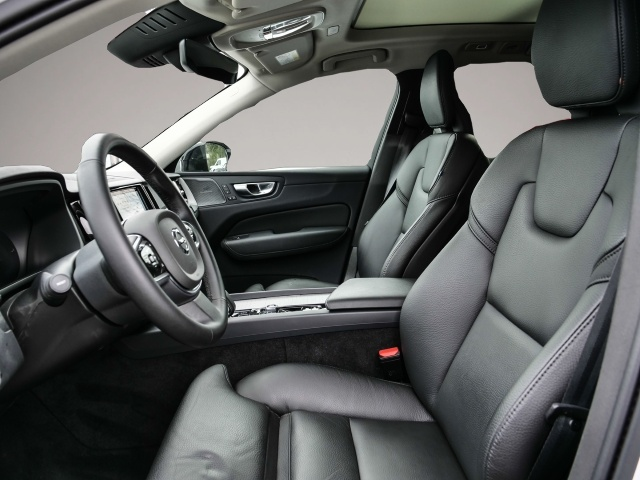 Volvo XC60 (06/2025, Hybrid (Benzin/Elektro))