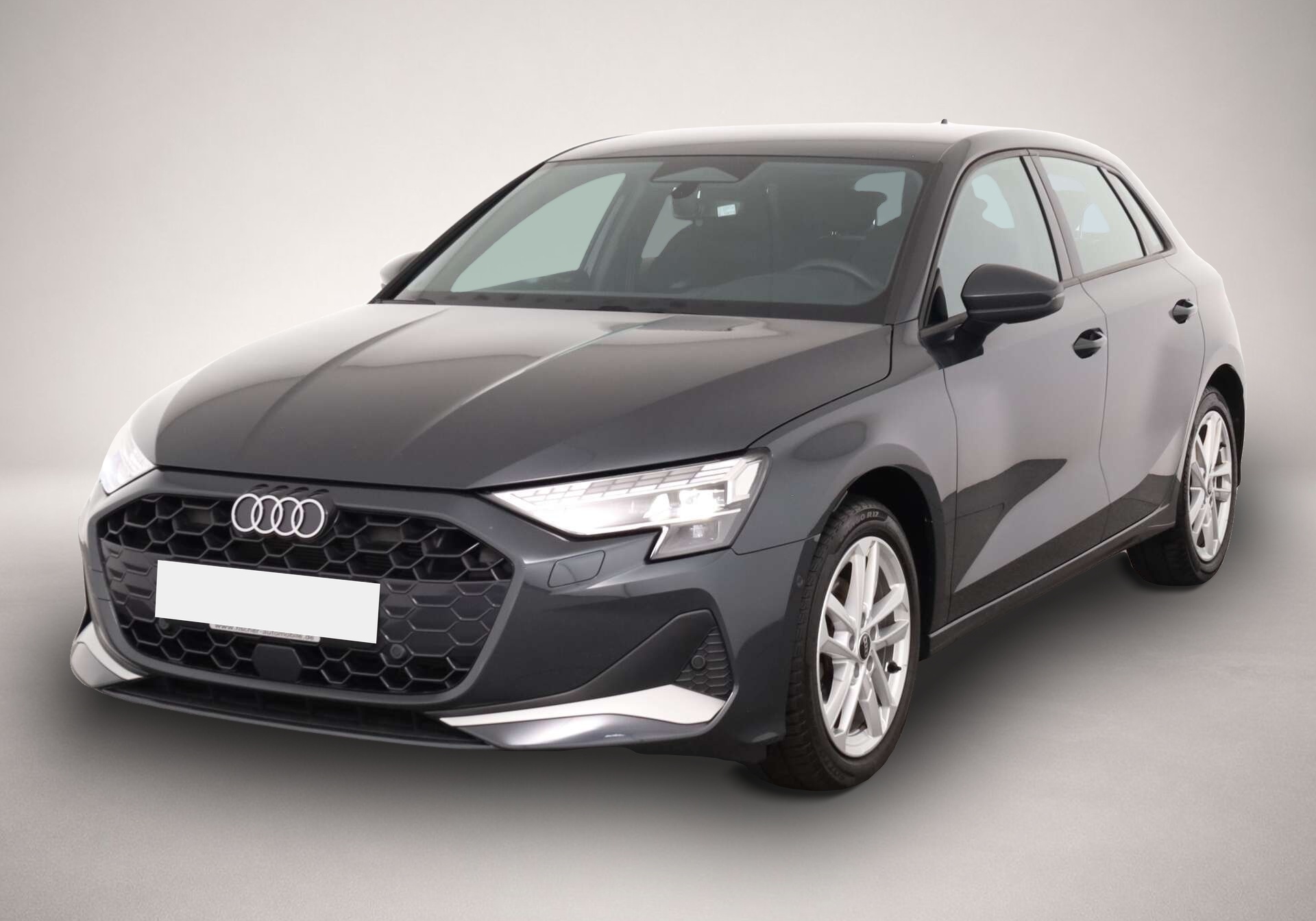 Audi A3 (09/2025, Benzin)